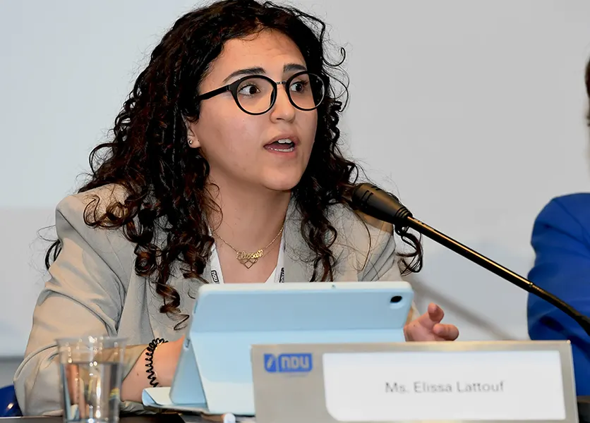 Elissa Lattouf présente le métier de traducteur et interprète et les coulisses 